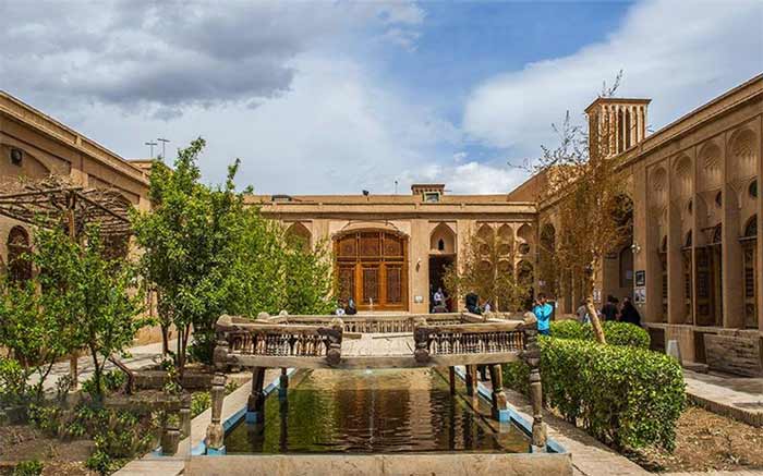 معماری خانه ها در یزد (اقلیم گرم و خشک)